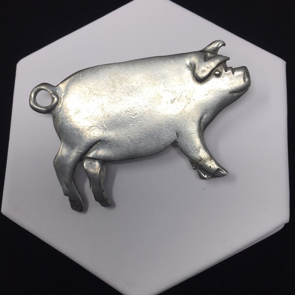 Seagull Pewter Pin Brooch Signed Pig W/Curly Tail